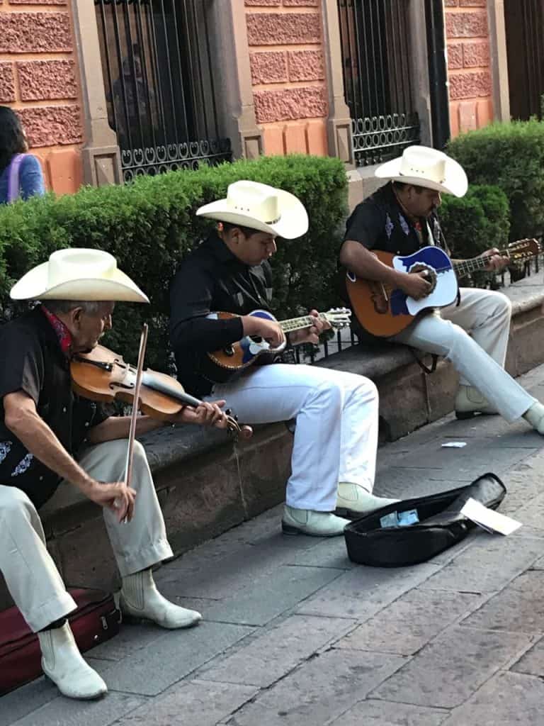 Mariachis, San Luis Potosi