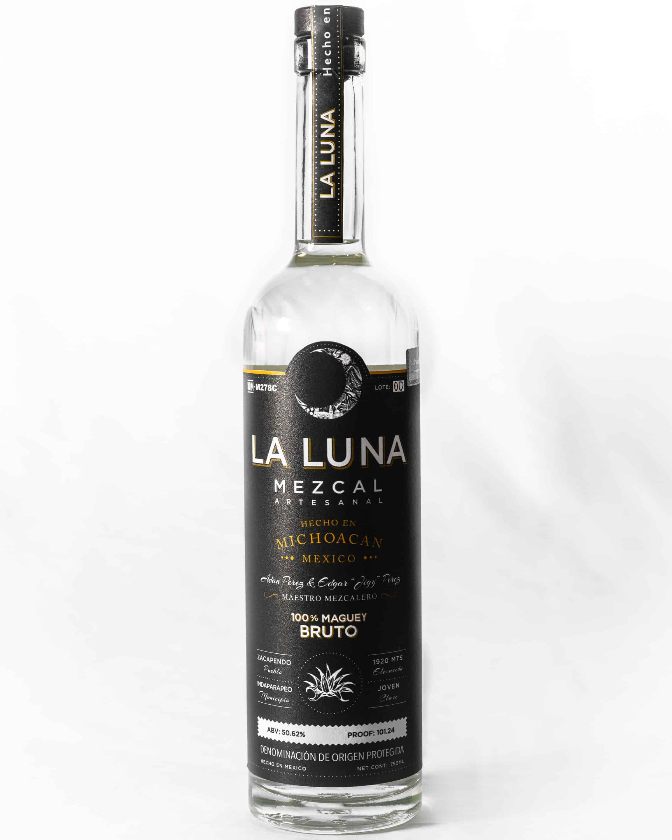 La Luna's Bruto bottle.