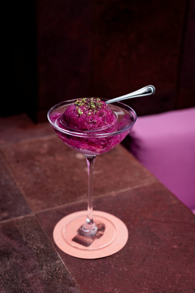 A garumbillo cocktail at a San Miguel de Allende bar