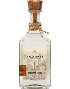 A bottle of Cazcanes Nuestras Raices destilado de agave